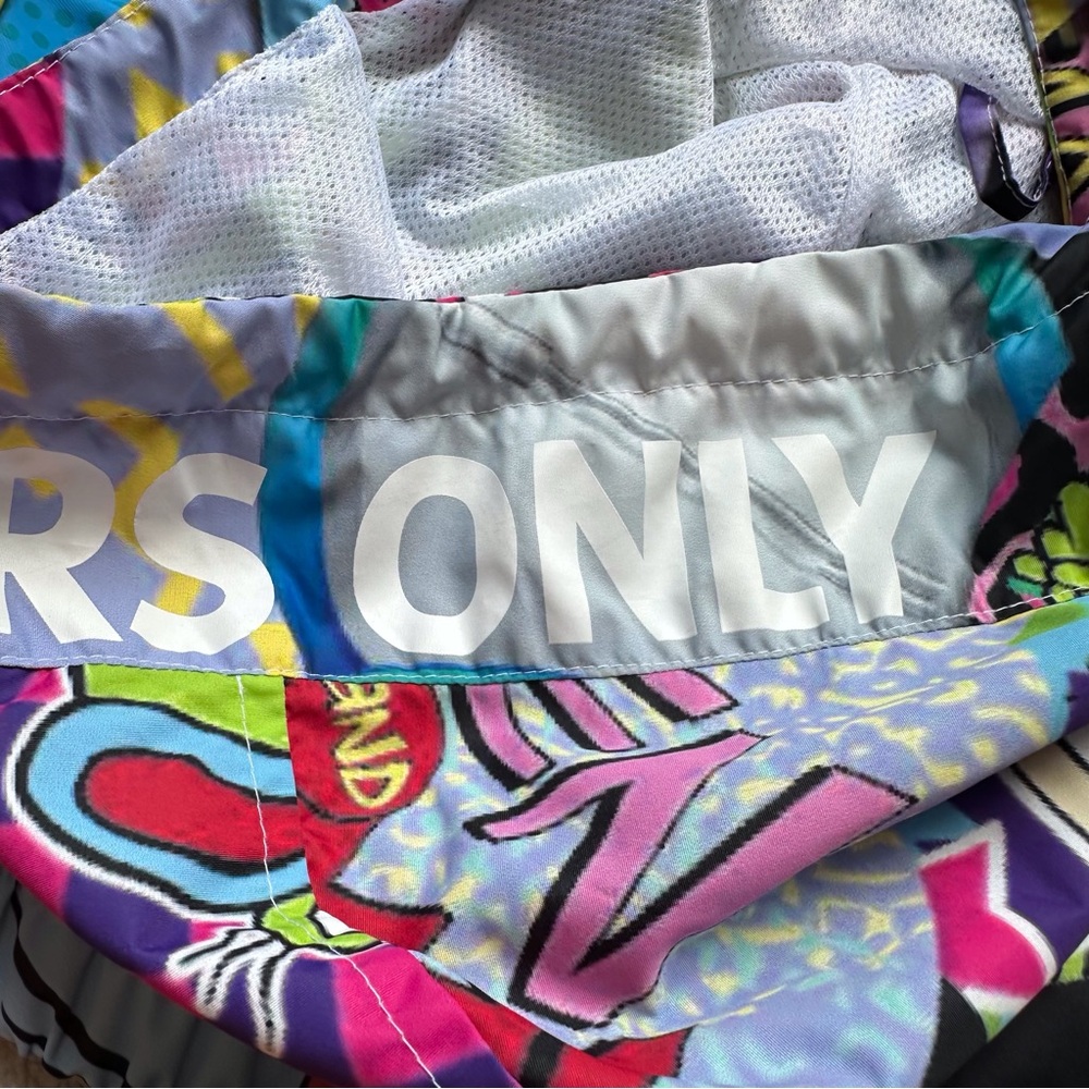 Members Only x Nickelodeon Windbreaker Jacket - Picture 15 of 15
